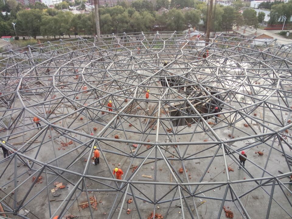 伊犁全民健身中心网架